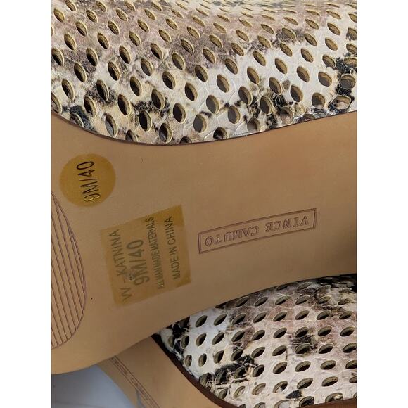 Vince Camuto Katnina Ankle Bootie Snake Faux Leather Womens Size 9 NEW - Picture 10 of 10